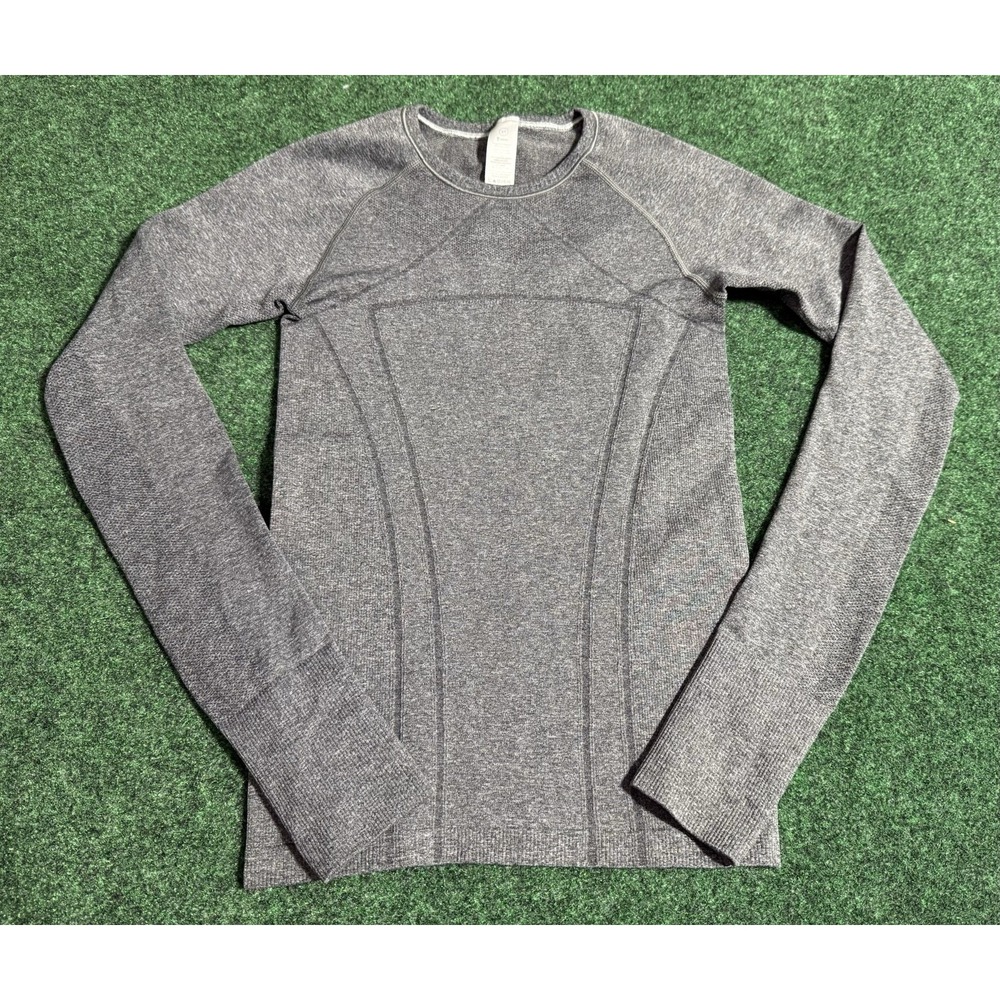 Ivivva by Lululemon Girls Swiftly Fly Tech Seamless Long Sleeve Shirt Small Gray